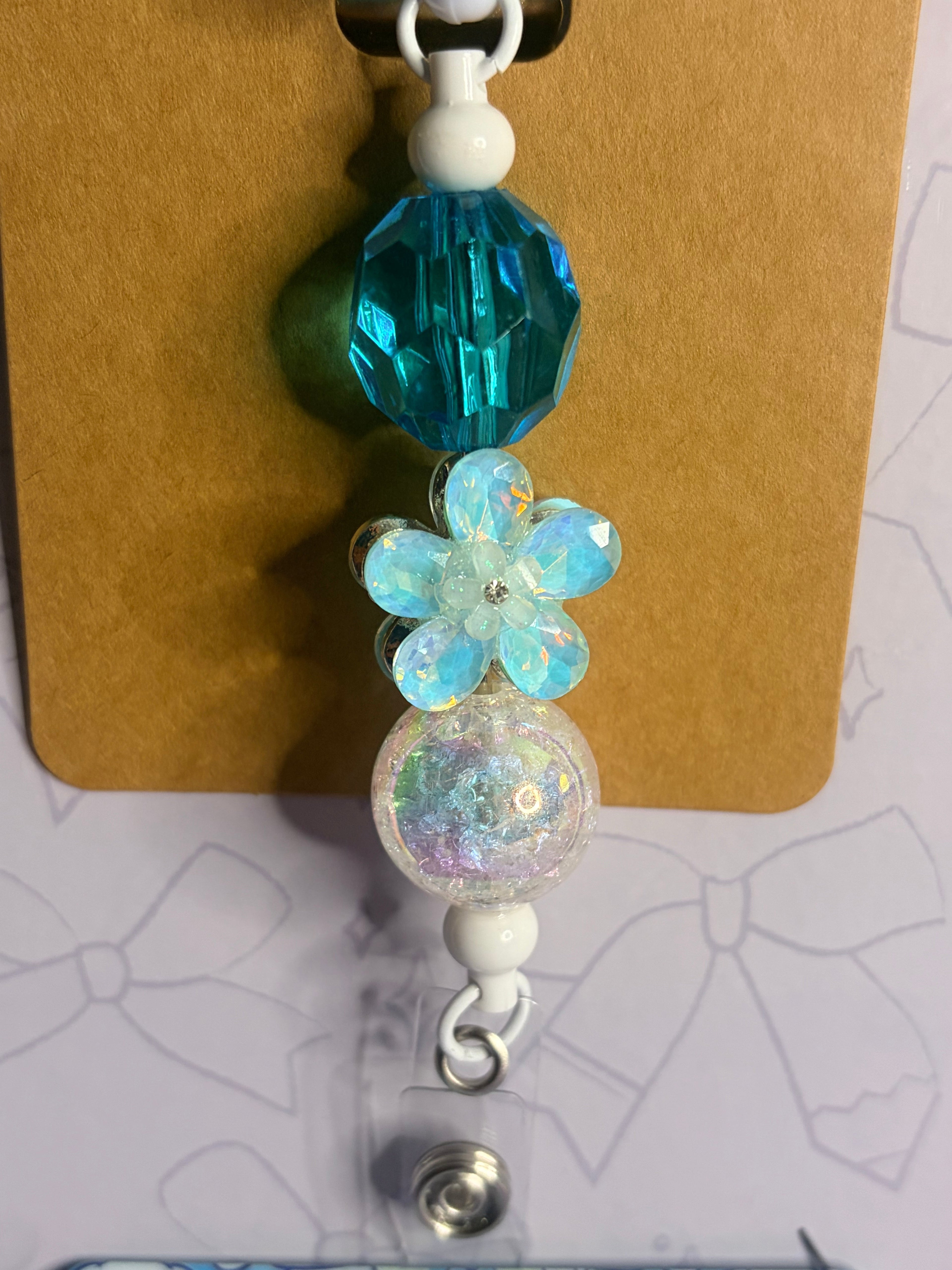 Cinnamoroll Badge Reel Set – Beaded ID Holder with Card Holder
